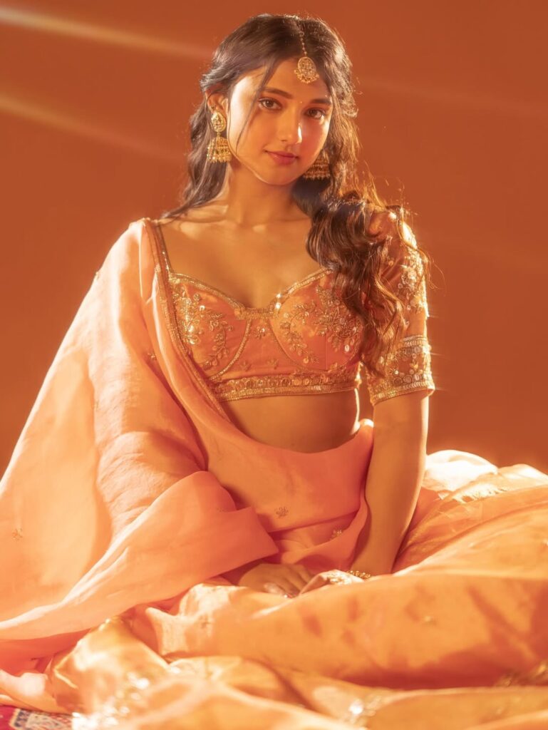 ritika nayak hot pics