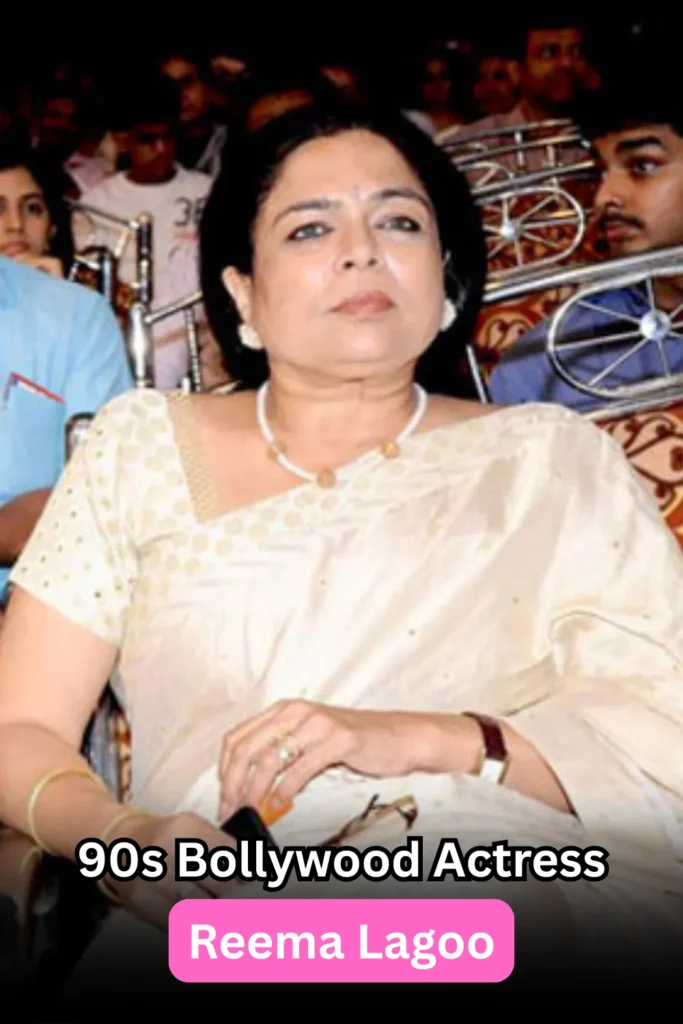 Reema Lagoo in emotional scene – 90s Bollywood mother figure from Hum Aapke Hain Koun